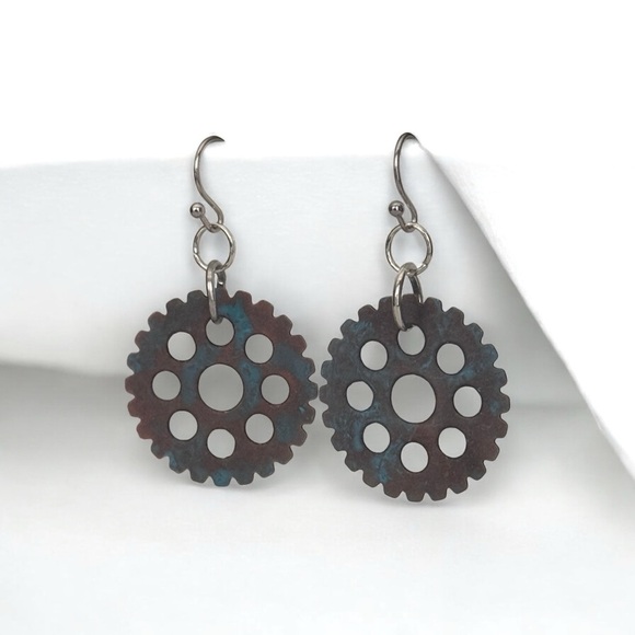 5 For $25💫Steampunk Gears Dangles Earrings - Picture 3 of 4